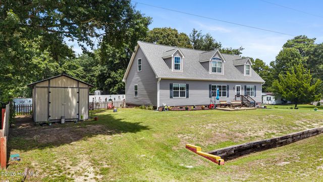 500 Bishop Drive, Hampstead, NC 28443