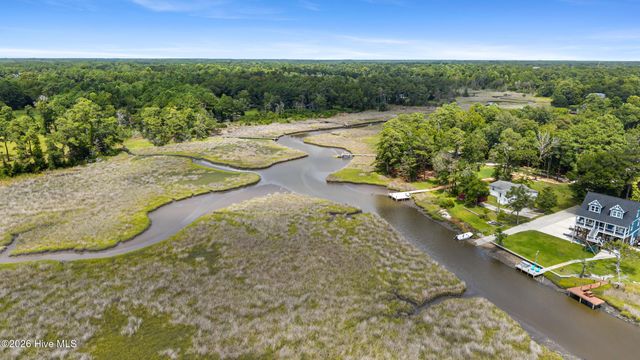 500 Bishop Drive, Hampstead, NC 28443