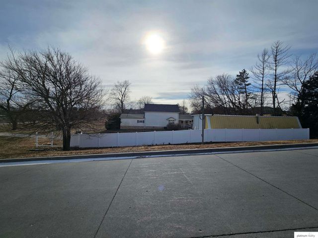 10612 S 204 Street, Gretna, NE 68028