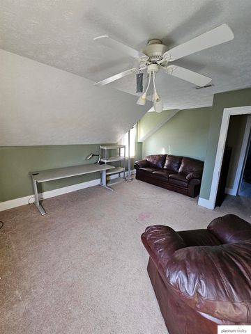 10612 S 204 Street, Gretna, NE 68028