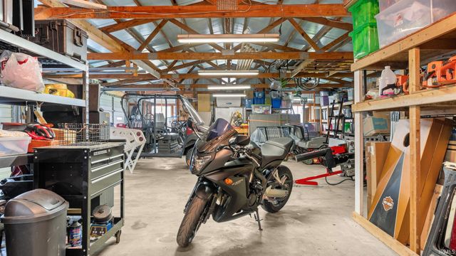 2754 US HWY 50 E, Bedford, IN 47421