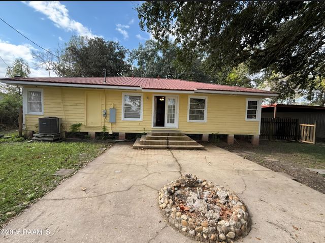 2418 N University Avenue, Lafayette, LA 70507