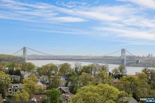 900 Palisade Avenue 11L, Fort Lee, NJ 07024