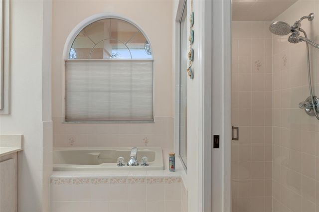 31 W BYRSONIMA LOOP, Homosassa, FL 34446