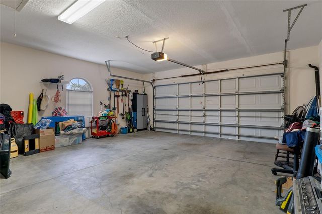 31 W BYRSONIMA LOOP, Homosassa, FL 34446