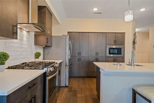 1272 Sumner Street, Aubrey, TX 76227
