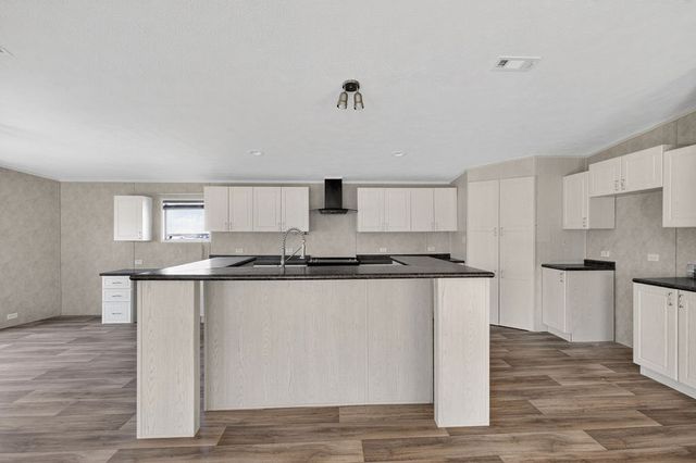 154 Firefly Drive, Springtown, TX 76082