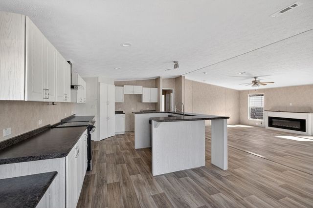 154 Firefly Drive, Springtown, TX 76082