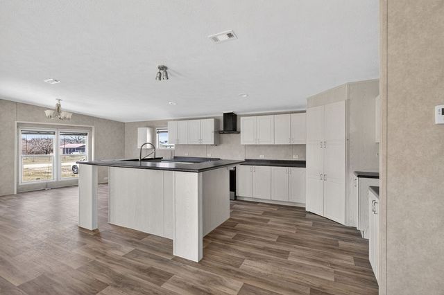 154 Firefly Drive, Springtown, TX 76082