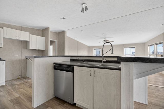 154 Firefly Drive, Springtown, TX 76082