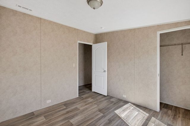 154 Firefly Drive, Springtown, TX 76082