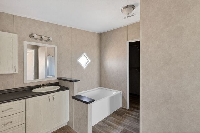 154 Firefly Drive, Springtown, TX 76082