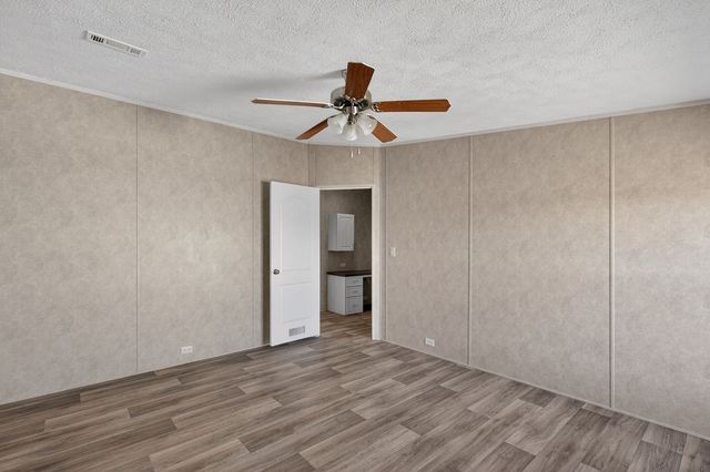 154 Firefly Drive, Springtown, TX 76082