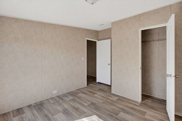 154 Firefly Drive, Springtown, TX 76082