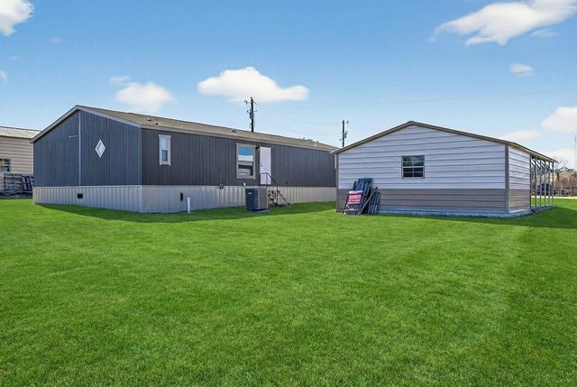 154 Firefly Drive, Springtown, TX 76082