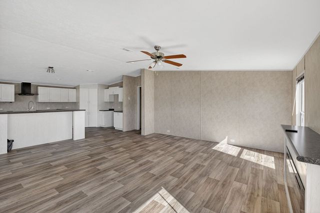 154 Firefly Drive, Springtown, TX 76082