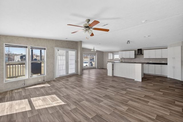 154 Firefly Drive, Springtown, TX 76082