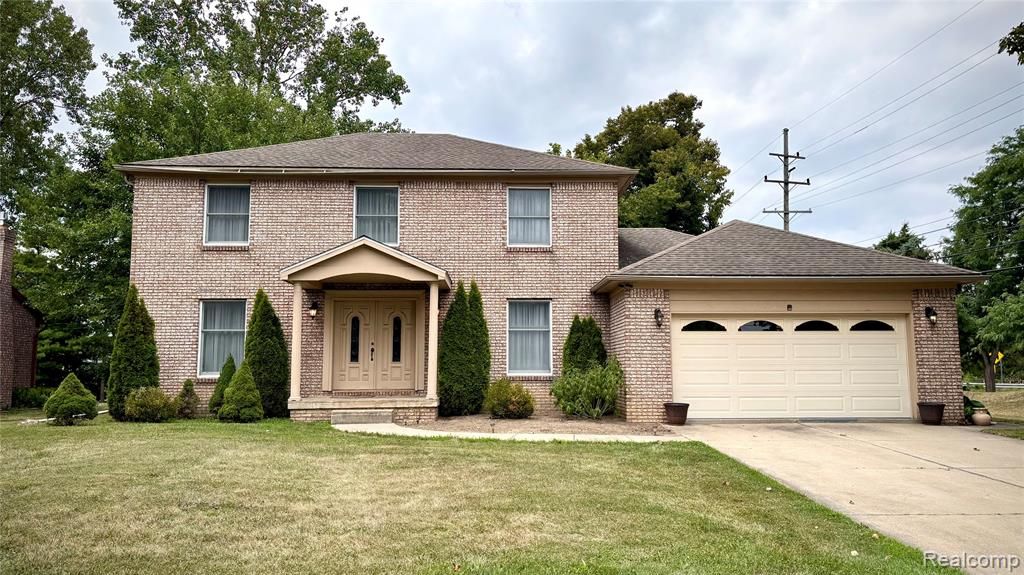 44783 Lake Crest Drive, Van Buren, MI 48111