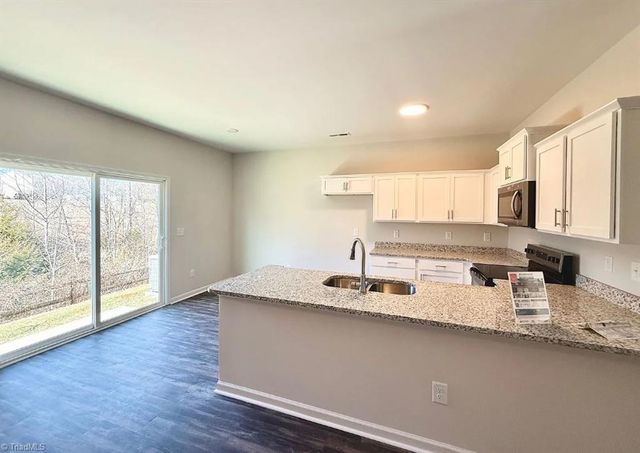 1120 Brooksridge Way, Whitsett, NC 27377