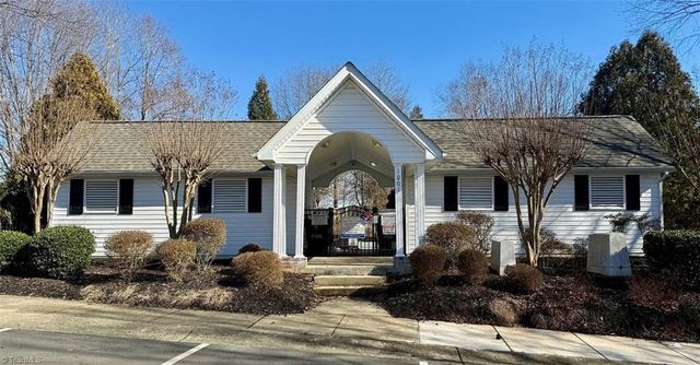 1120 Brooksridge Way, Whitsett, NC 27377