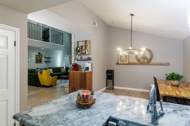 6625 Windwood Lane, Beaumont, TX 77706