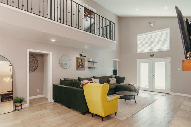 6625 Windwood Lane, Beaumont, TX 77706