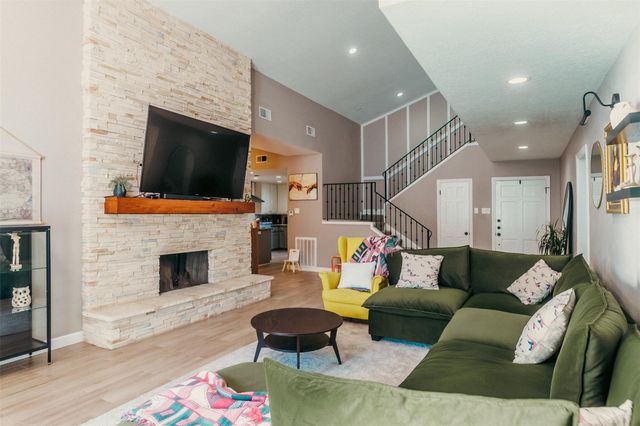 6625 Windwood Lane, Beaumont, TX 77706