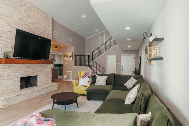 6625 Windwood Lane, Beaumont, TX 77706