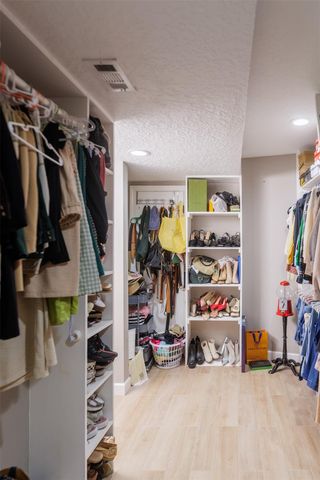 6625 Windwood Lane, Beaumont, TX 77706