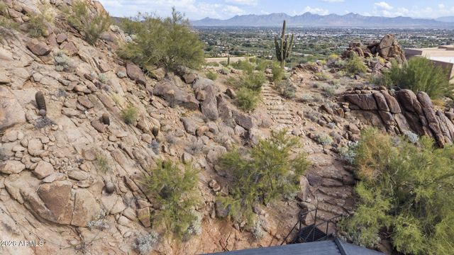 6008 E SAGE Drive, Paradise Valley, AZ 85253