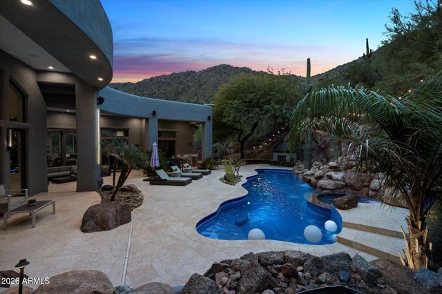 6008 E SAGE Drive, Paradise Valley, AZ 85253