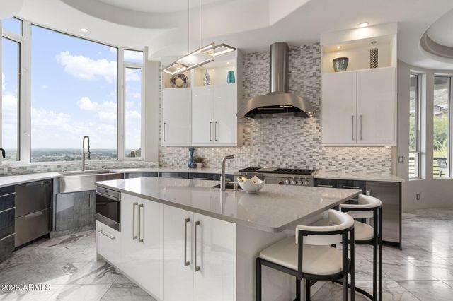 6008 E SAGE Drive, Paradise Valley, AZ 85253