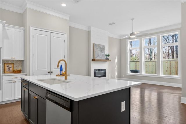 687 Stickley Oak Way, Woodstock, GA 30189