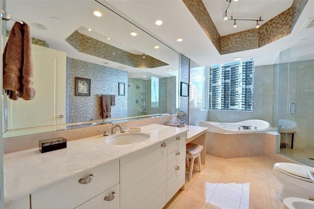 2845 NE 9th Street 603, Fort Lauderdale, FL 33304