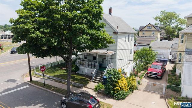33-35 Pulaski Place, Hackensack, NJ 07601