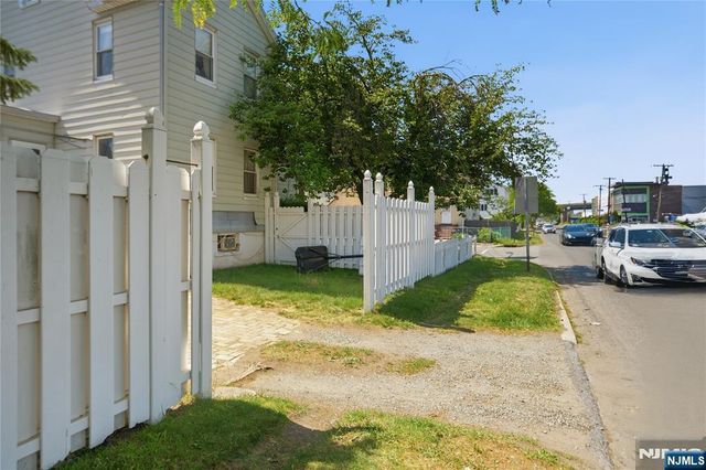 33-35 Pulaski Place, Hackensack, NJ 07601