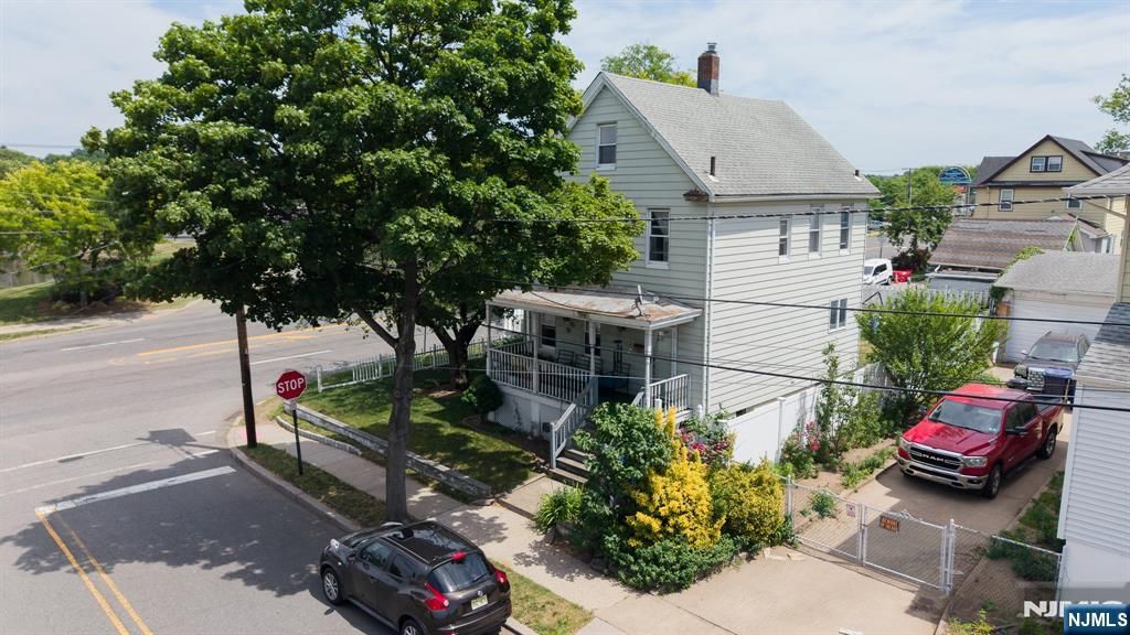33-35 Pulaski Place, Hackensack, NJ 07601