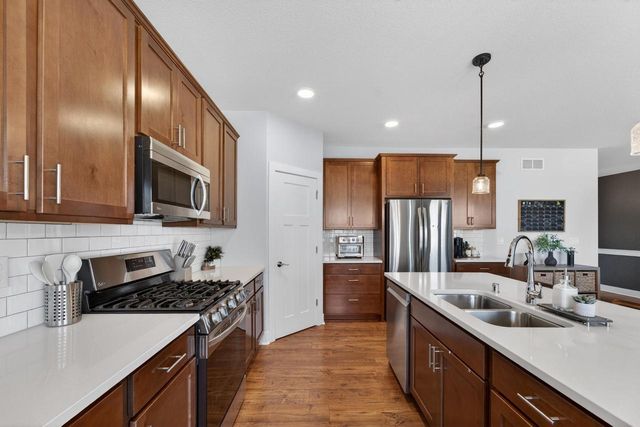 4300 20th PLACE, Kenosha, WI 53144