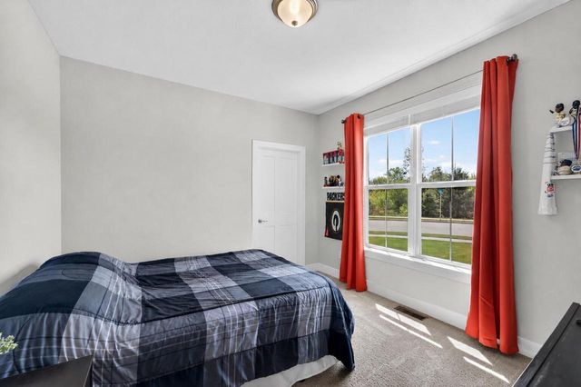 4300 20th PLACE, Kenosha, WI 53144