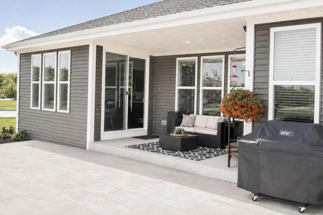 4300 20th PLACE, Kenosha, WI 53144
