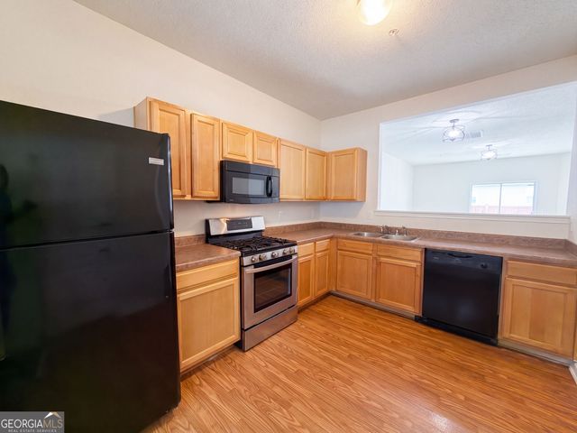 1689 Broad River Road, Atlanta, GA 30349