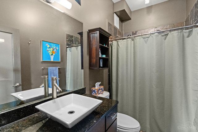 1202 Main Street, Cincinnati, OH 45202