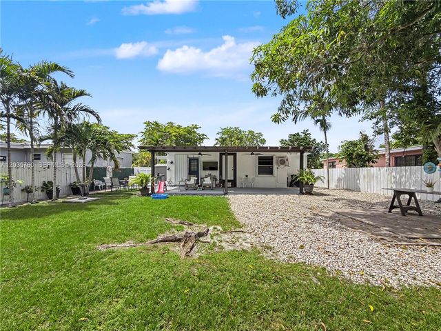 960 NE 146th Street, North Miami, FL 33161