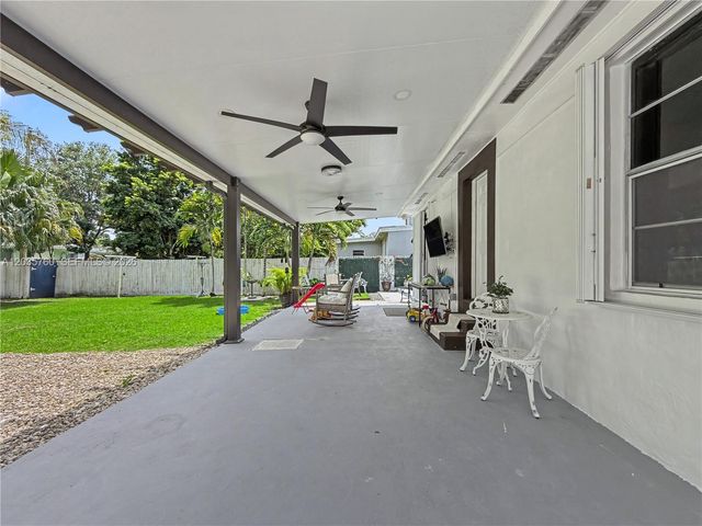 960 NE 146th Street, North Miami, FL 33161