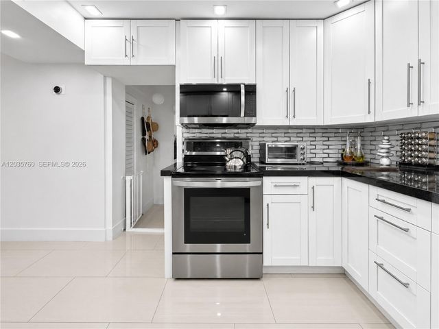960 NE 146th Street, North Miami, FL 33161