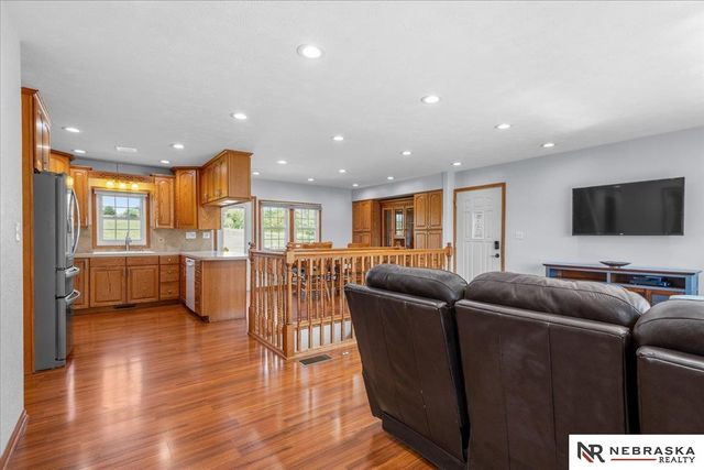 29818 E Park Highway, Ashland, NE 68003