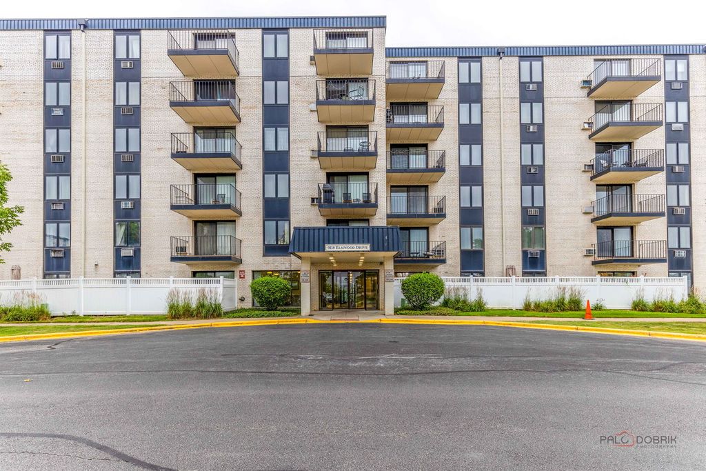 9118 W Elmwood Drive 1K, Niles, IL 60714 — photo 2