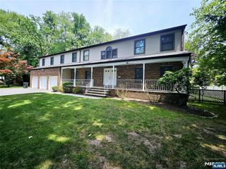 25 Fairview Avenue, Closter, NJ 07624