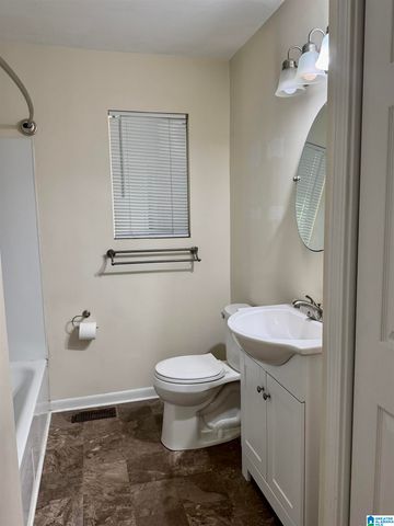 206 6TH STREET, Warrior, AL 35180