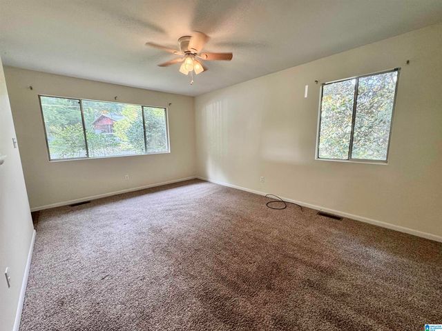 206 6TH STREET, Warrior, AL 35180